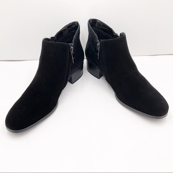 🆕{H By Halston} Lana Leather Calf Hair Black Booties - Picture 14 of 16